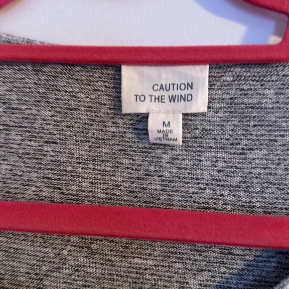 Caution to the wind | super soft gray top - Picture 2 of 5